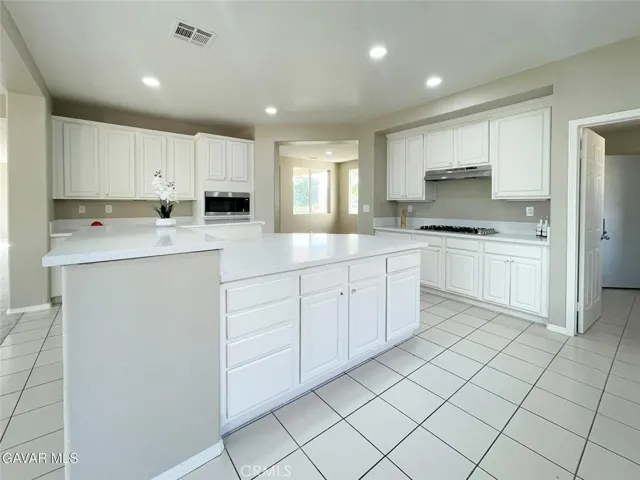 6727 Miramar Lane, Palmdale, California 93551