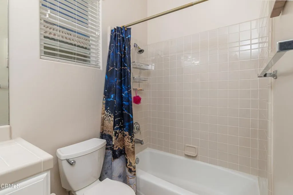 32_bathroom_3
