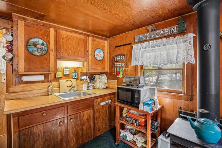7-web-or-mls-Fern Valley Rd-S0107-013