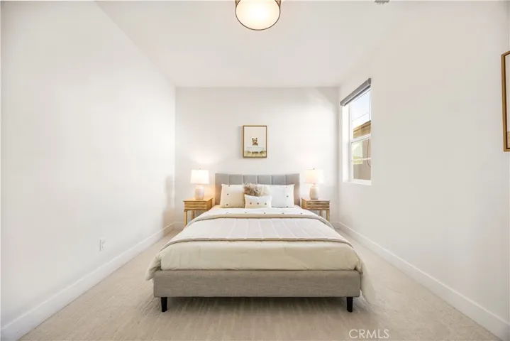 27762 Lens, Valencia, California 91381