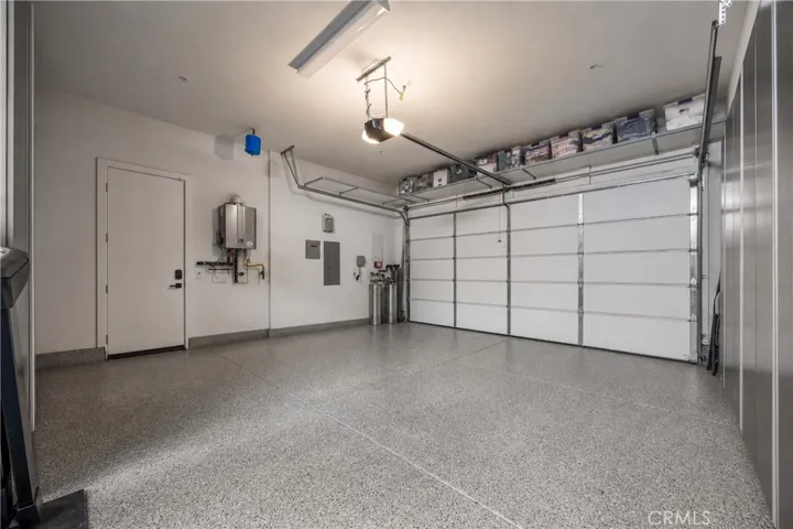 27762 Lens, Valencia, California 91381