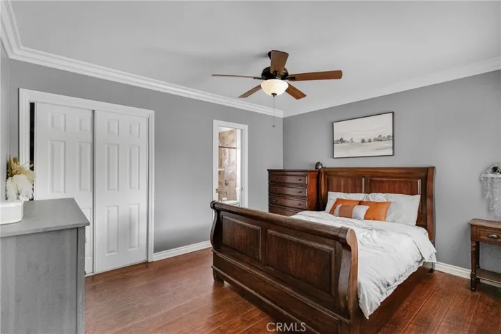 8542 Etiwanda, Northridge, California 91325