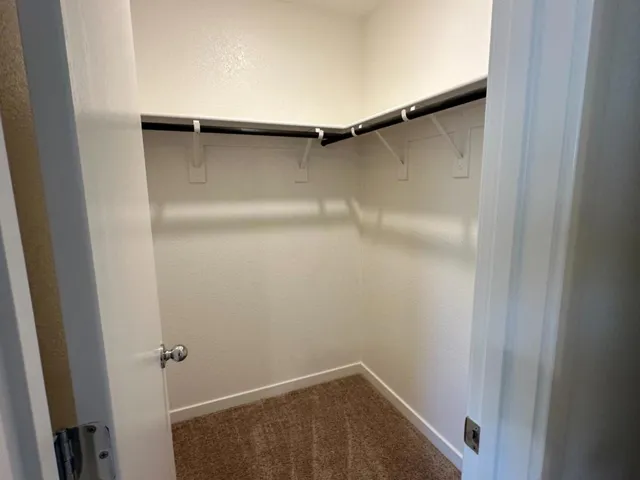 395 Yandris Court, Los Banos, California 93635