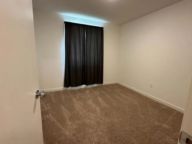395 Yandris Court, Los Banos, California 93635
