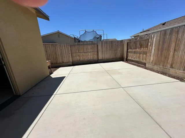 395 Yandris Court, Los Banos, California 93635