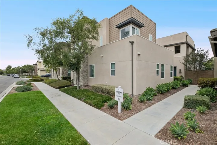243 Cultivate, Irvine, California 92618