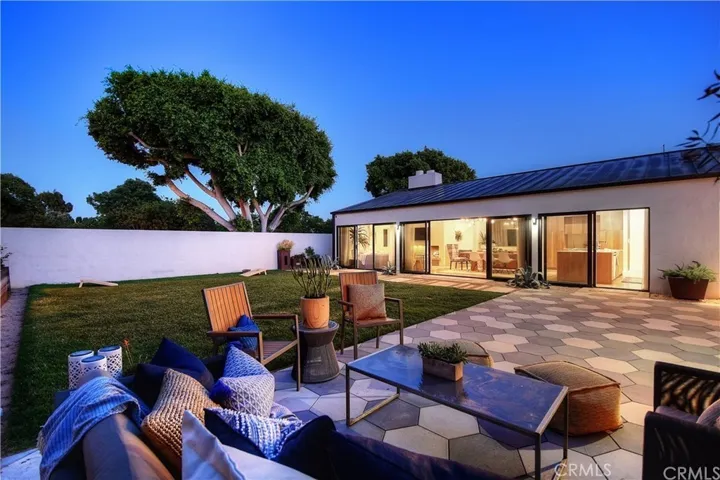 1357 Sussex Lane, Newport Beach, California 92660