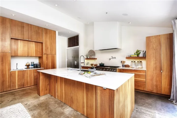 1357 Sussex Lane, Newport Beach, California 92660