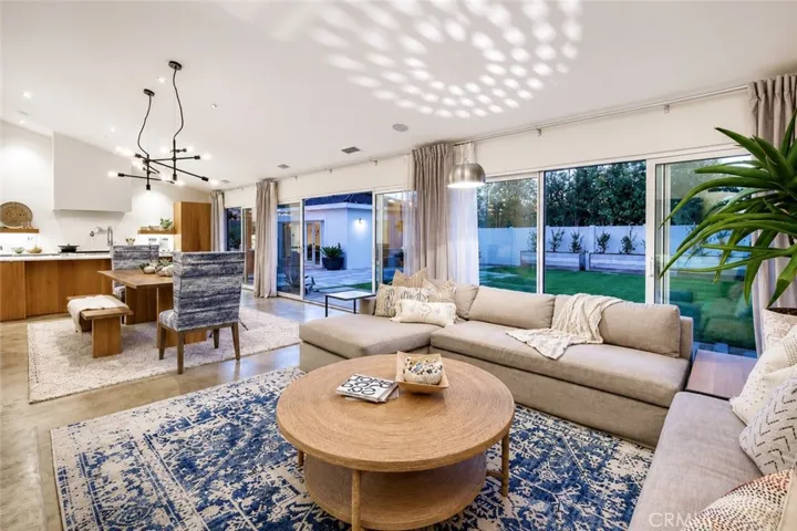 1357 Sussex Lane, Newport Beach, California 92660