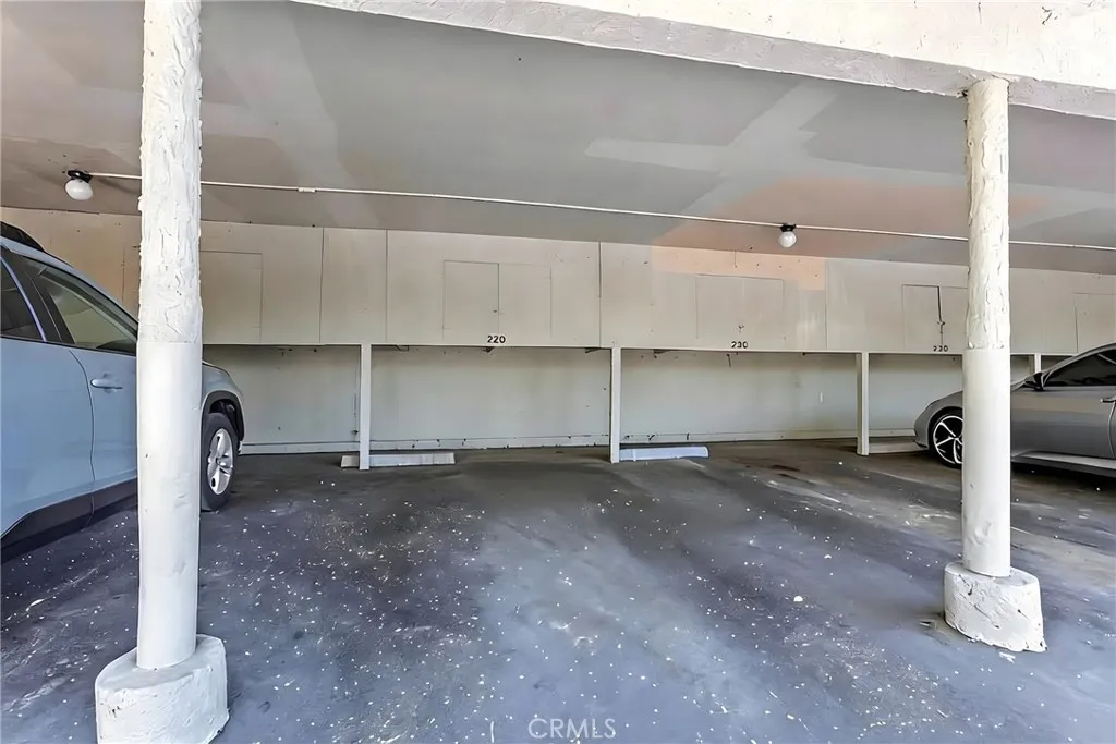 1 Carport + 1 Assigned parking