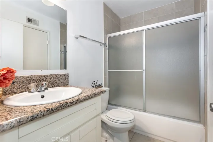 2025 E Aroma, West Covina, California 91791
