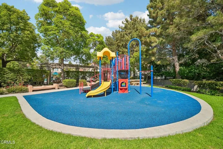 48-web-or-mls-Calle Orovista-0107-906