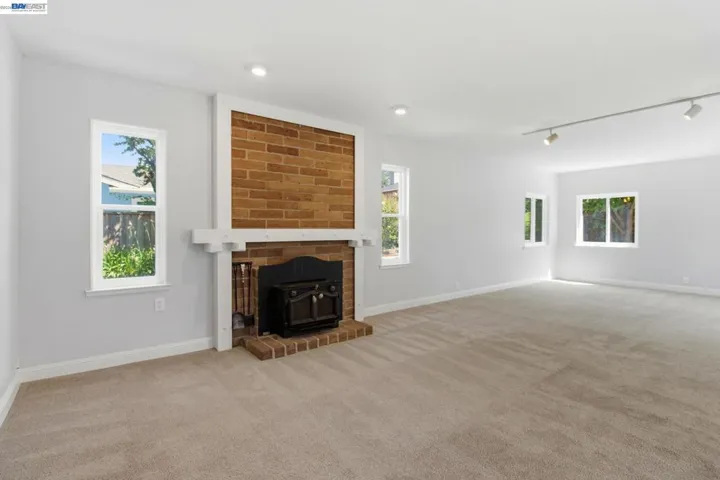 6674 Via San Blas, Pleasanton, California 94566