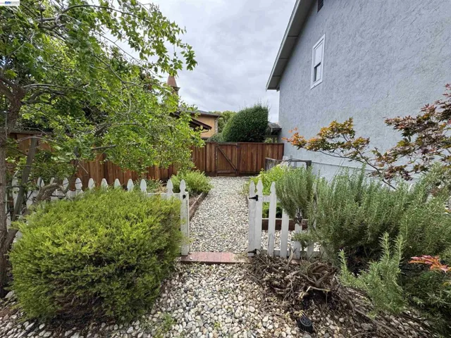 6674 Via San Blas, Pleasanton, California 94566