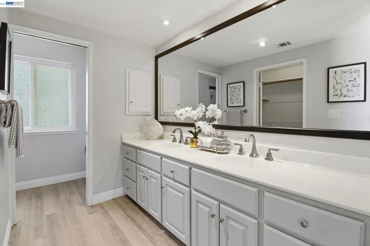 6674 Via San Blas, Pleasanton, California 94566