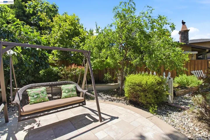 6674 Via San Blas, Pleasanton, California 94566