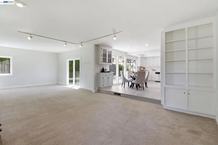 6674 Via San Blas, Pleasanton, California 94566