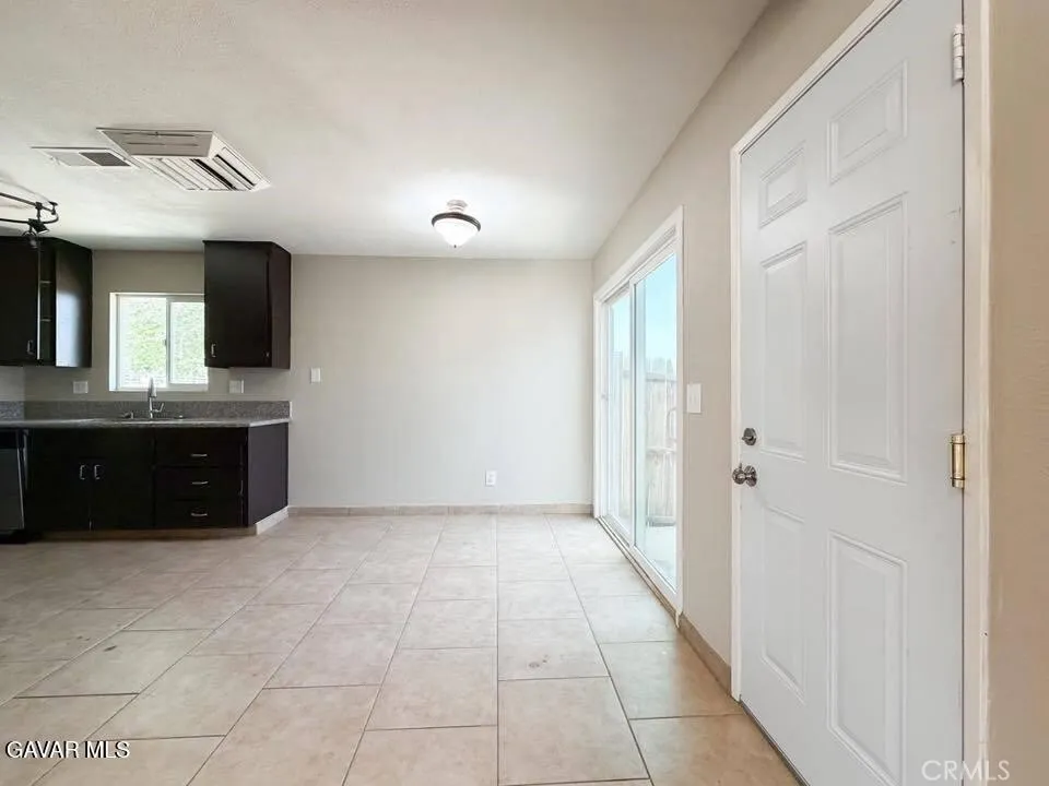 40205 162nd Street E, Palmdale, California 93591 — photo 5