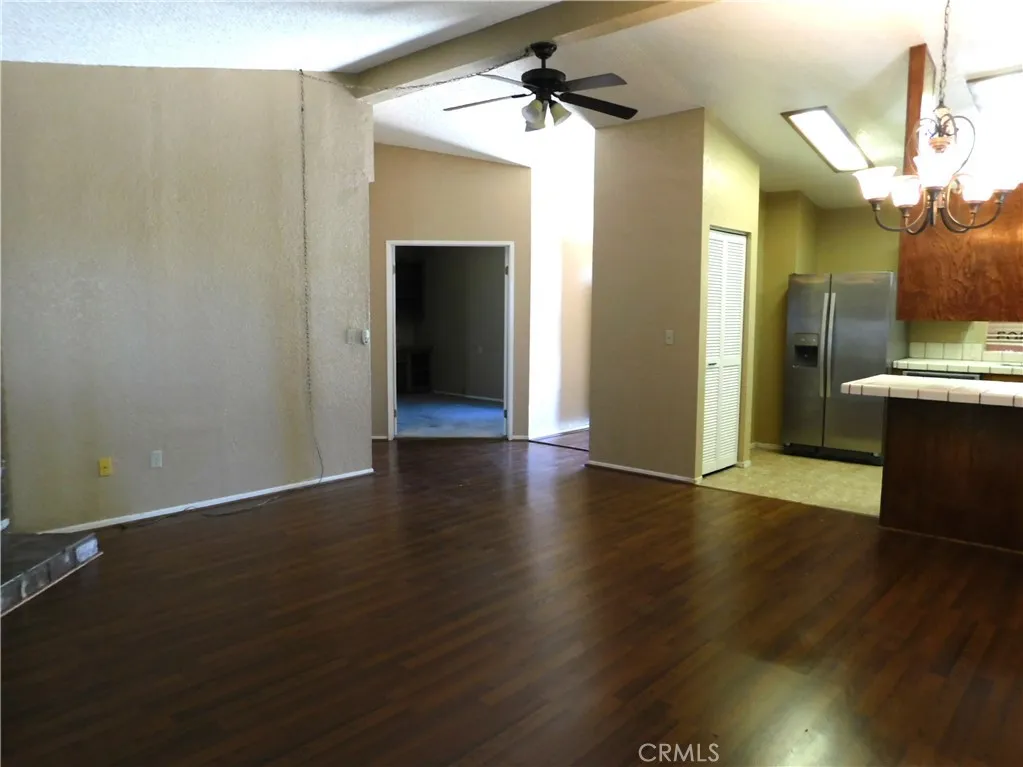 Living room - dining area
