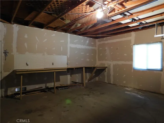 14306 Dover, Mojave, California 93501