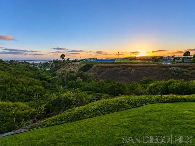 3658 Clairemont 1d, San Diego, California 92117