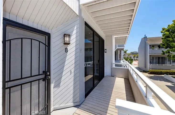 8 Mojo Court, Newport Beach, California 92663