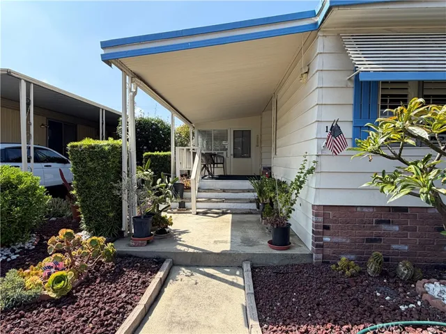 840 E Foothill 142, Azusa, California 91702