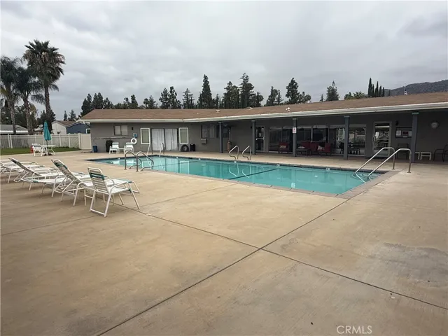 840 E Foothill 142, Azusa, California 91702