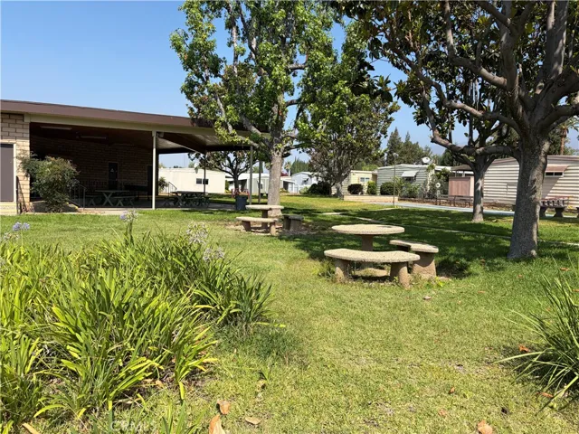 840 E Foothill 142, Azusa, California 91702
