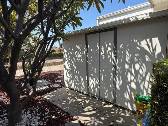 840 E Foothill 142, Azusa, California 91702