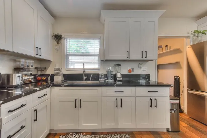 2803 Ladera Road, San Bernardino, California 92405