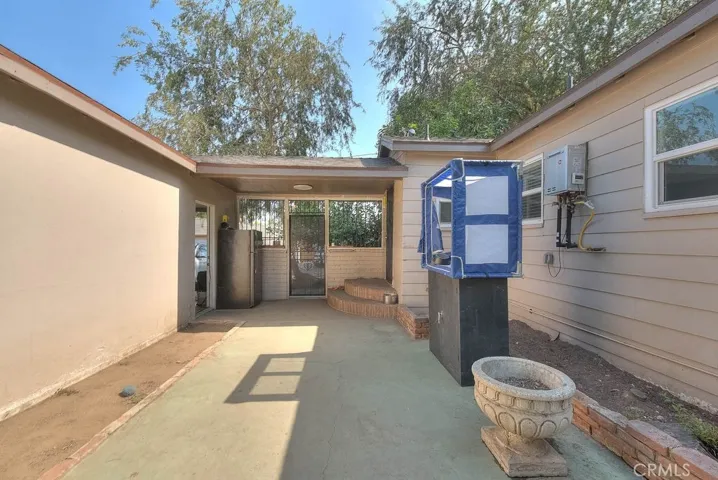 2803 Ladera Road, San Bernardino, California 92405