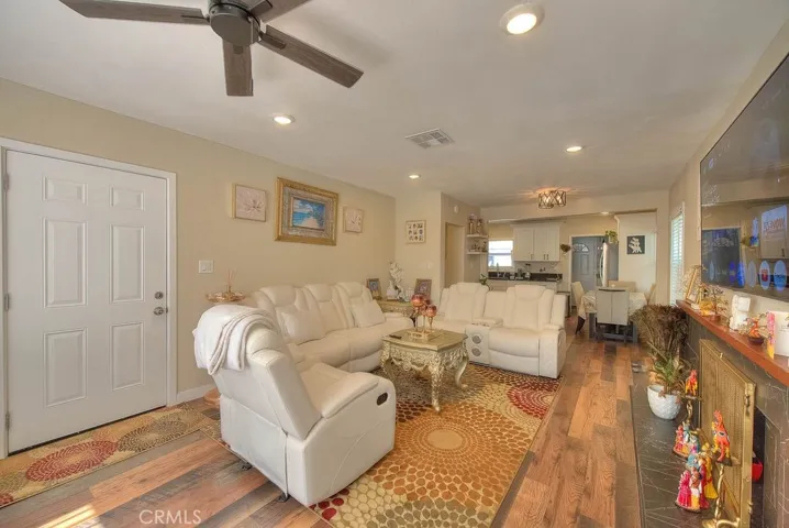 2803 Ladera Road, San Bernardino, California 92405