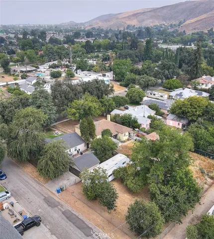 2803 Ladera Road, San Bernardino, California 92405