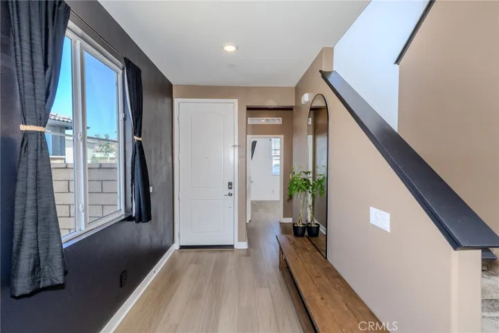 Foyer/Entrance