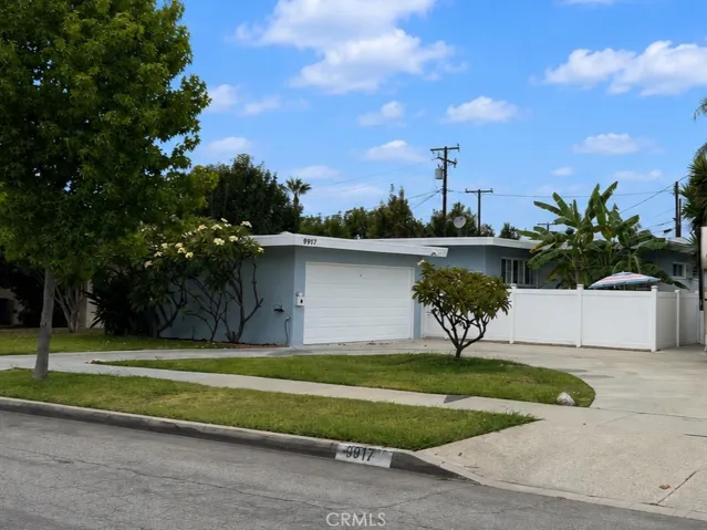 9917 Mina Avenue, Whittier, California 90605