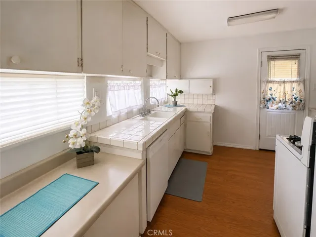 9917 Mina Avenue, Whittier, California 90605