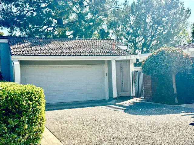 11 Rocky, Irvine, California 92612