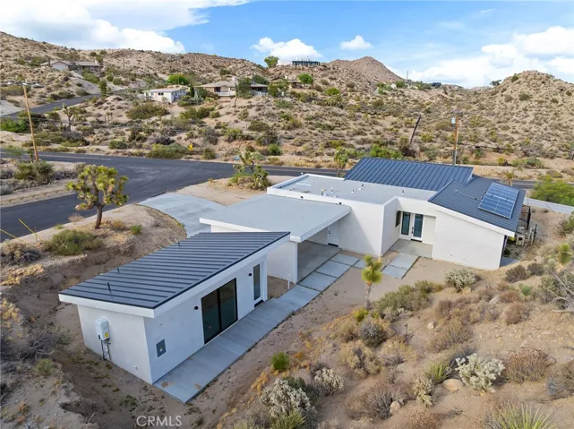 6218 Farrelo Road, Yucca Valley, California 92284