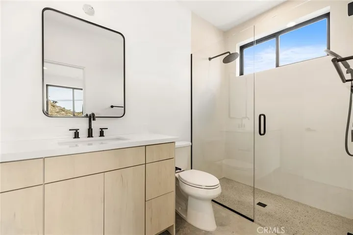 6218 Farrelo Road, Yucca Valley, California 92284