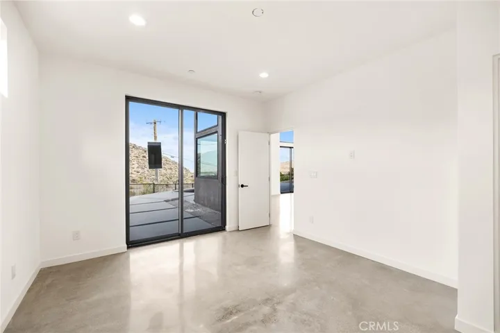 6218 Farrelo Road, Yucca Valley, California 92284