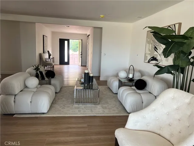 4119 Don Jose, Los Angeles, California 90008