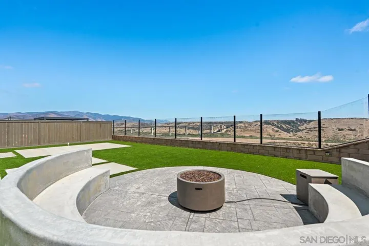 2366 Calle Grandon, Chula Vista, California 91913