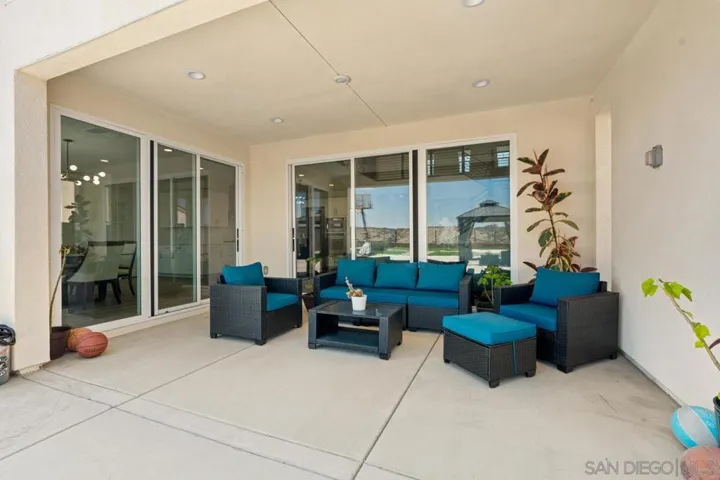 2366 Calle Grandon, Chula Vista, California 91913