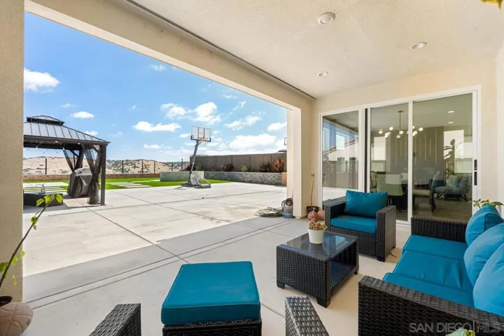 2366 Calle Grandon, Chula Vista, California 91913