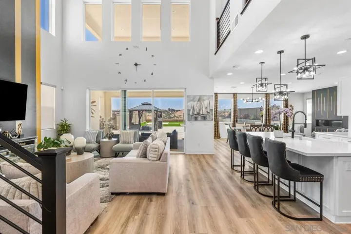 2366 Calle Grandon, Chula Vista, California 91913