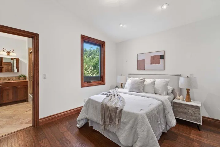 41 South Circle, Santa Cruz, California 95060