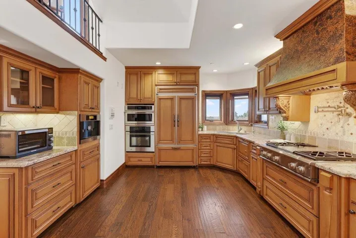 41 South Circle, Santa Cruz, California 95060