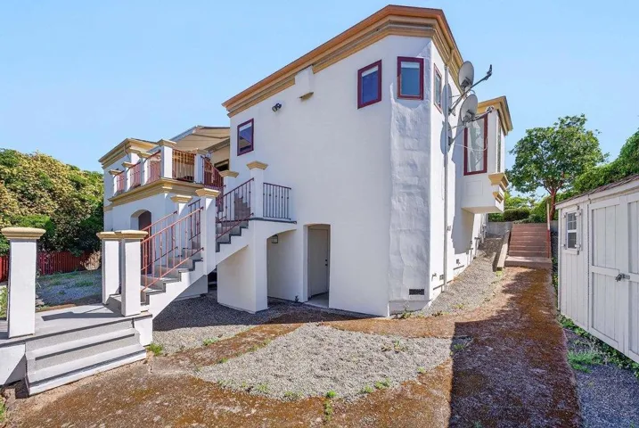 41 South Circle, Santa Cruz, California 95060