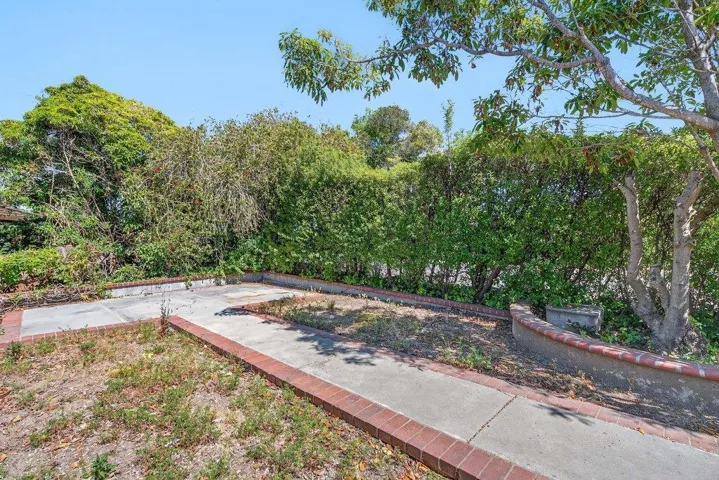 41 South Circle, Santa Cruz, California 95060
